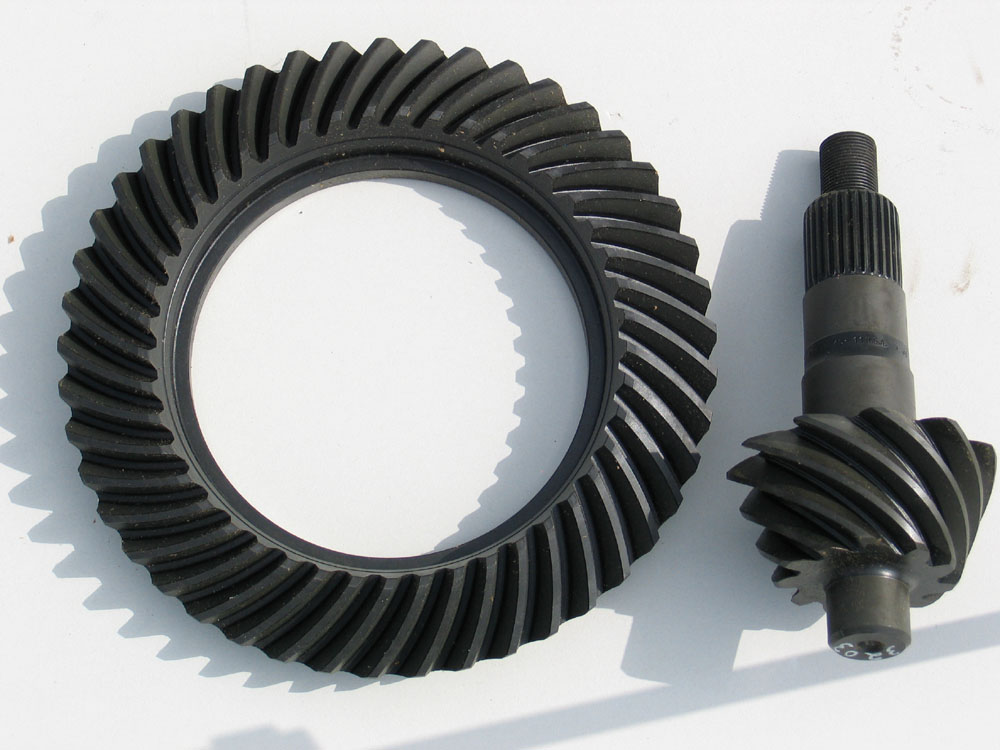 High Performance Ring and Pinion Gear Set for GM Cast Iron Corvette Differential Yukon YG GMVET-355 